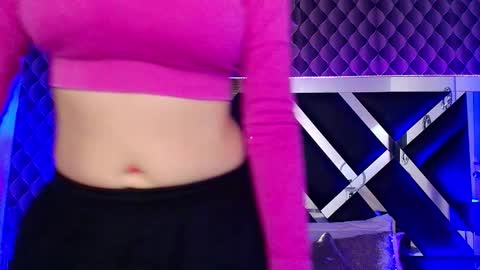 victtoria lee online show from 10.06.25