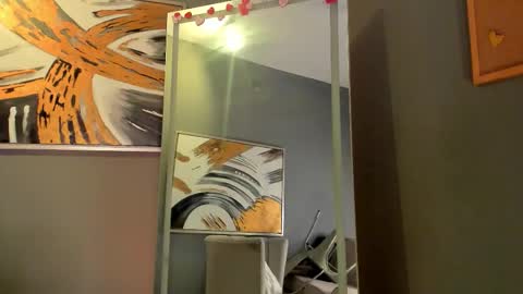 Snapshot of vienah_louis chatting on 03.03.26 vienah_louis online show from 03.03.26