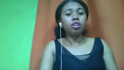 Snapshot of vierge28430 chatting on 04.29.26 vierge28430 online show from 04.29.26