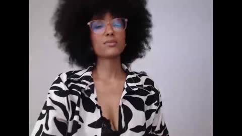 viiolettaaa online show from 06.04.26