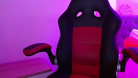 viioleta online show from 02.17.25