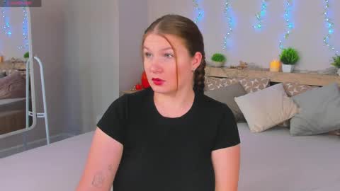 Snapshot of viirginia_robinson chatting on 04.09.26 Jinny online show from 04.09.26