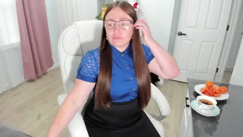 Ukrainian-woman online show from 12.16.24