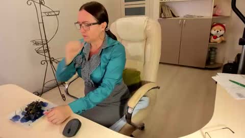 Ukrainian-woman online show from 11.19.25