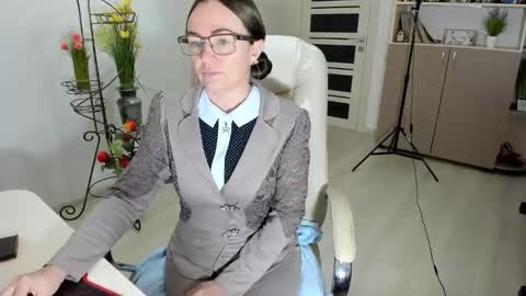 Ukrainian-woman online show from 12.21.25