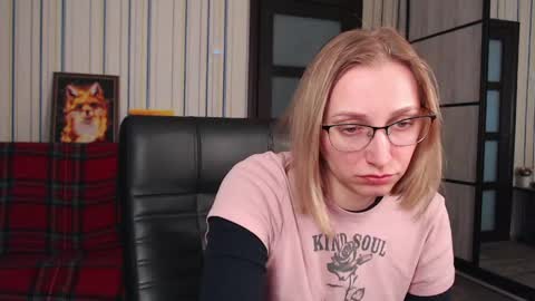 Snapshot of vikaericka chatting on 05.01.26 Vika online show from 05.01.26