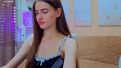 vikiberry online show from 10.23.25