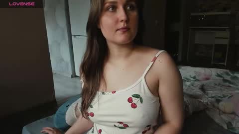 VikkiSnake online show from 10.12.25