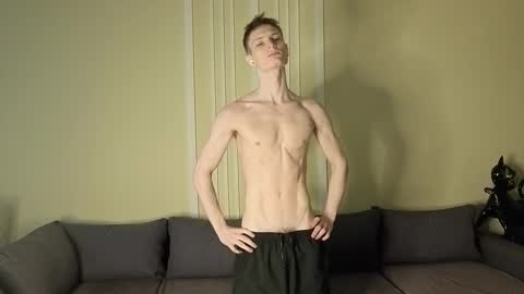 Snapshot of viksons chatting on 11.23.25 Max online show from 11.23.25