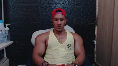 Snapshot of viktorherrera chatting on 02.15.26 Viktor Herrera online show from 02.15.26