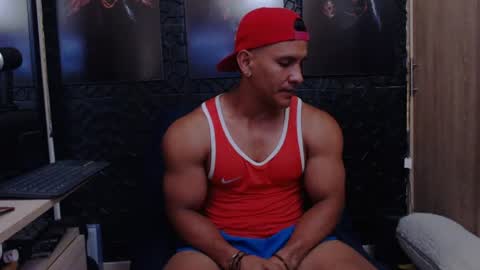 Viktor Herrera online show from 06.17.26