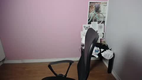 viktoria_lovely online show from 12.28.24