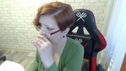 vikualex69 online show from 11.24.25