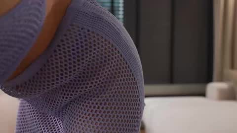 Snapshot of villanelle_l chatting on 02.19.25 Lana online show from 02.19.25