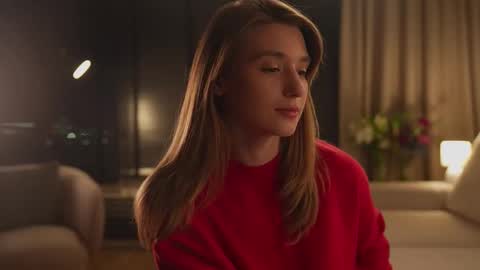 Snapshot of villanelle_l chatting on 11.05.25 Lana online show from 11.05.25