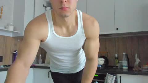 Vincent.  uncut 18cm online show from 01.10.25