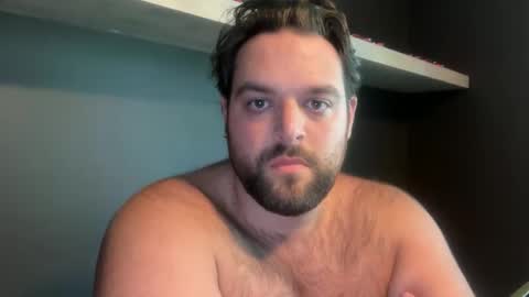 Snapshot of vinfaro27 chatting on 09.19.25 Vinfaro27 online show from 09.19.25