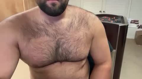 Snapshot of vinfaro27 chatting on 10.30.25 Vinfaro27 online show from 10.30.25