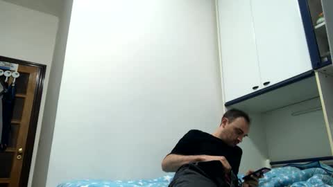 Snapshot of vinmin90 chatting on 02.05.26 Zenith online show from 02.05.26