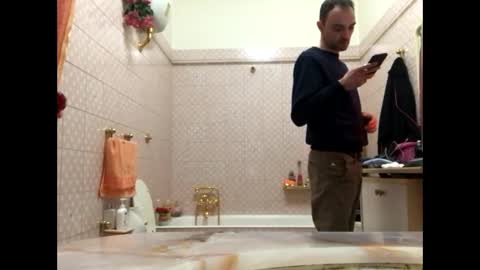 Snapshot of vinmin90 chatting on 02.17.26 Zenith online show from 02.17.26