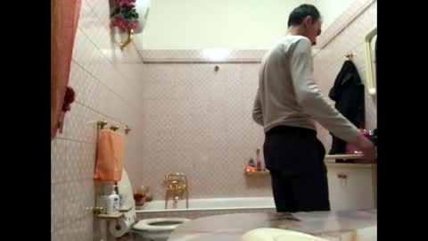 Snapshot of vinmin90 chatting on 02.23.26 Zenith online show from 02.23.26