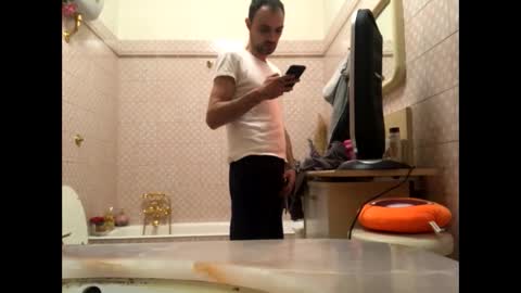 Snapshot of vinmin90 chatting on 02.26.26 Zenith online show from 02.26.26