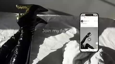 Diva Silvia online show from 12.05.25