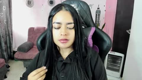 Daniela online show from 10.26.25