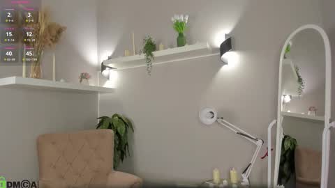 Viola online show from 03.30.26