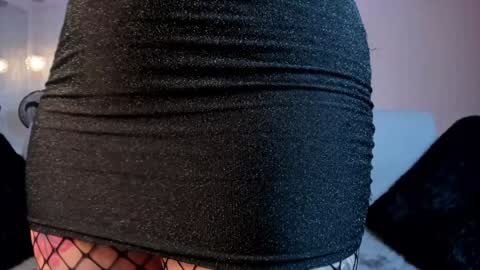 Violett  Everyday From 0530 to 1430 Col Time online show from 01.10.25