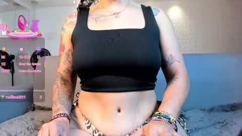 Violett  Everyday From 0530 to 1430 Col Time online show from 03.11.25