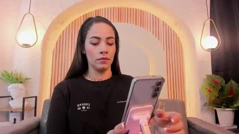 Violette online show from 03.05.26