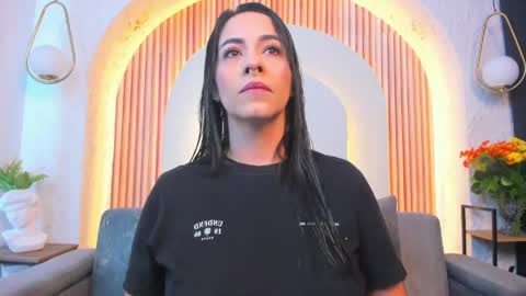 Violette online show from 05.18.26