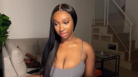 Snapshot of violet6xft chatting on 10.19.25 Fantasy Black Girl online show from 10.19.25