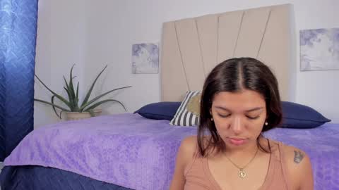 Snapshot of violet_24__ chatting on 02.07.25 Violet online show from 02.07.25