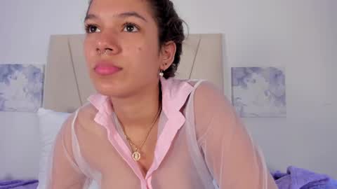 Snapshot of violet_24__ chatting on 02.13.25 Violet online show from 02.13.25