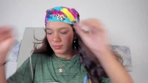 Snapshot of violet_24__ chatting on 02.19.25 Violet online show from 02.19.25