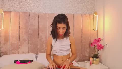 Violeta online show from 11.03.25