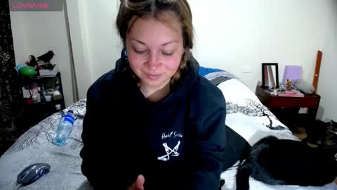  Violet  online show from 10.06.25