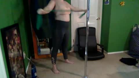 Snapshot of violet_candyy chatting on 09.23.25 violet_candyy online show from 09.23.25