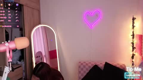 violet online show from 09.29.25