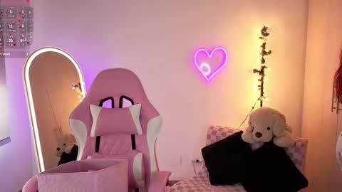 violet online show from 02.13.26