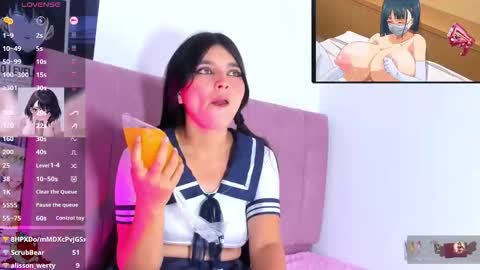 Snapshot of violet_fiore chatting on 10.21.25 Violet Fiore online show from 10.21.25