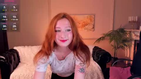 Snapshot of violet_griffen chatting on 06.30.26 VIOLET online show from 06.30.26