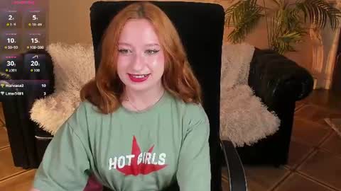 Snapshot of violet_griffen chatting on 07.14.26 VIOLET online show from 07.14.26