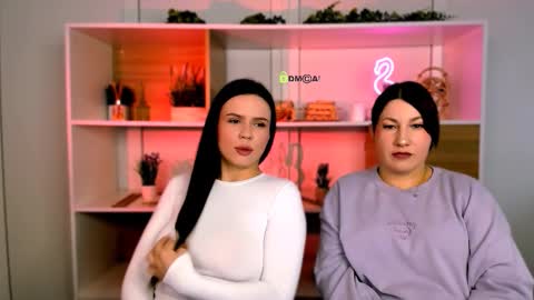 violet_moxi online show from 12.03.25