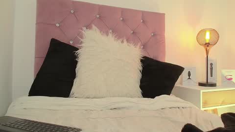 Mary online show from 01.10.25