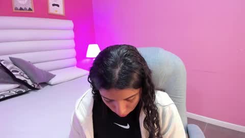 violet_sinclair online show from 04.15.26