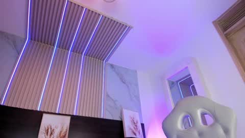 Violeta online show from 02.22.25