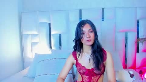 Snapshot of violet_vyx chatting on 07.20.26 Violet online show from 07.20.26